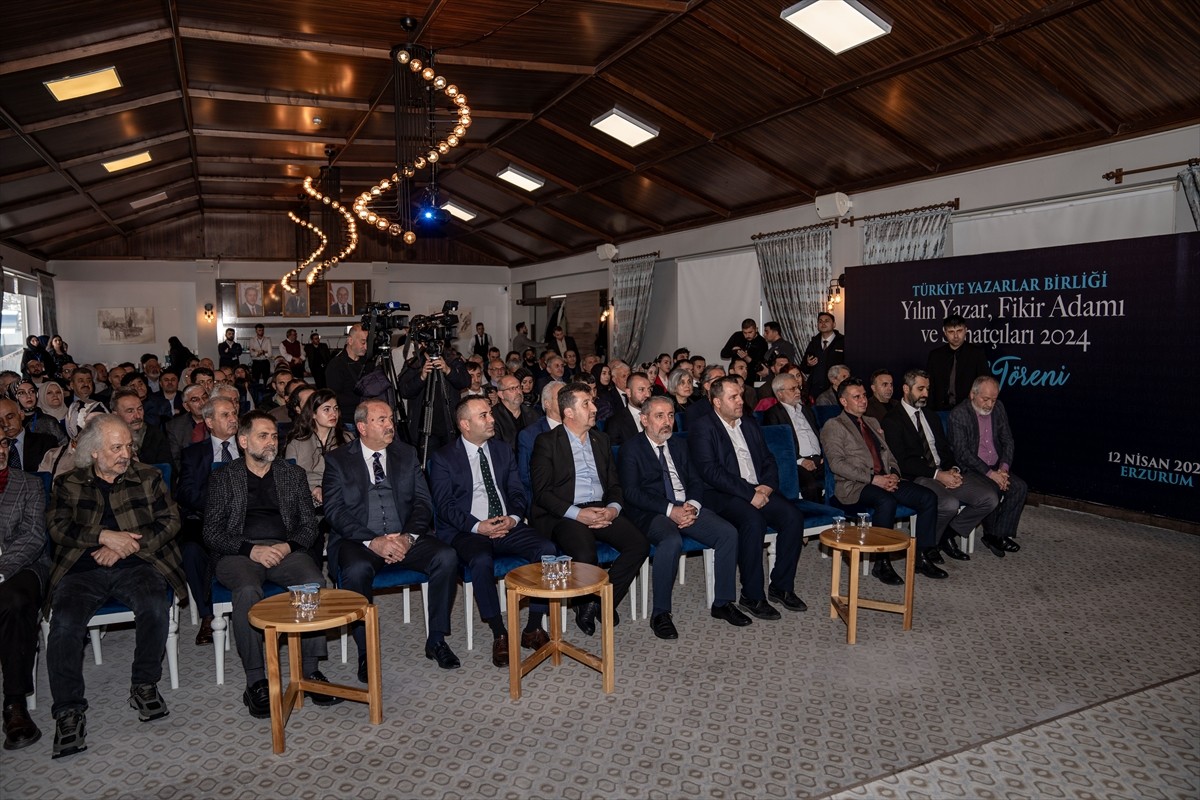 Türkiye Yazarlar Birliği (TYB) "2024 Yılı Yazar, Fikir Adamı ve Sanatçıları Ödülleri" Erzurum'da...