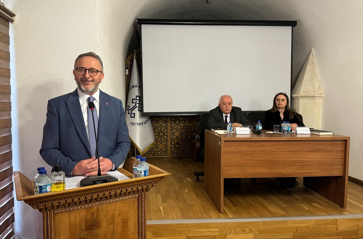 Türkiye Yazma Eserler Kurumu Başkanlığı (TÜYEK) tarafından düzenlenen "Leyla vü Mecnun...