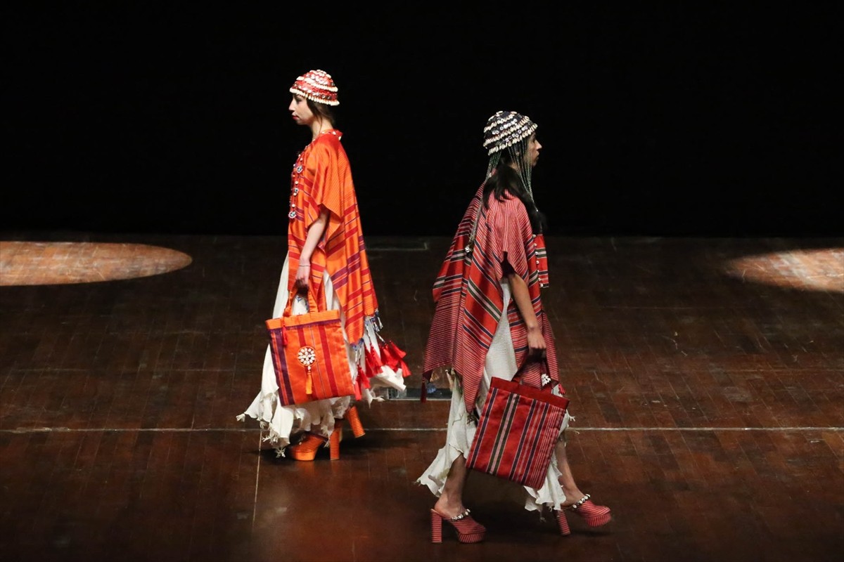 Uşak Üniversitesince düzenlenen "Dijital Çağda Trend ve Teknoloji Odaklı Uluslararası Tasarım...