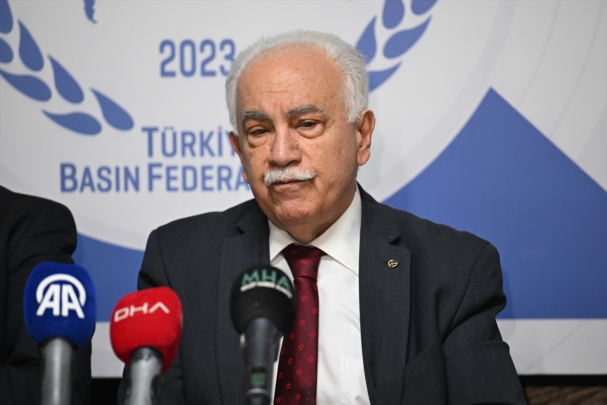 Vatan Partisi Genel Başkanı Doğu Perinçek, Türkiye Yayıncılar Federasyonu'nun "Anadolu Sohbetleri"...