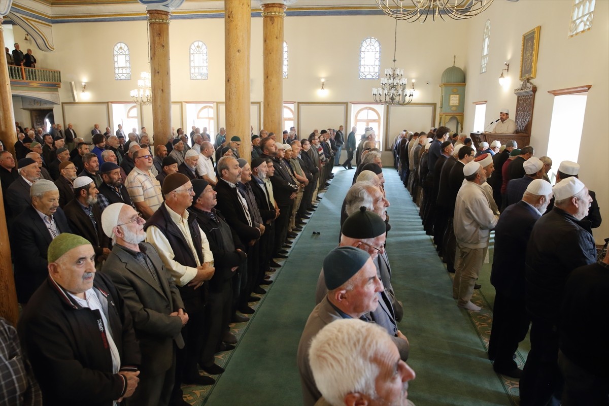 15 Temmuz Derneğince yürütülen "Her Ay 253 Hatim" programı kapsamında 47'nci hatim programı...