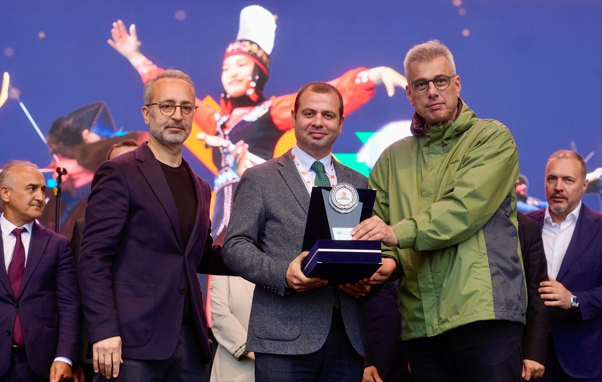 7. Etnospor Kültür Festivali, madalya ve sertifikaların dağıtıldığı kapanış töreniyle tamamlandı....