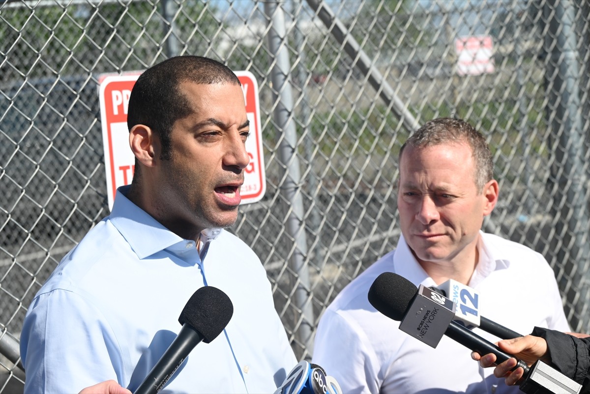 ABD'nin New Jersey eyaletinde, yeni açılan Göçmenlik ve Gümrük Muhafaza Dairesi'nin (ICE)...