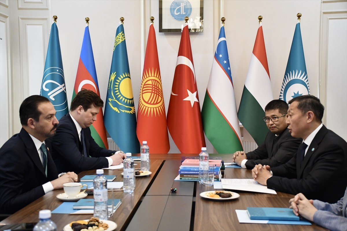 AK Parti Genel Başkan Yardımcısı Kürşad Zorlu, merkezi Kazakistan'ın başkenti Astana'da bulunan...