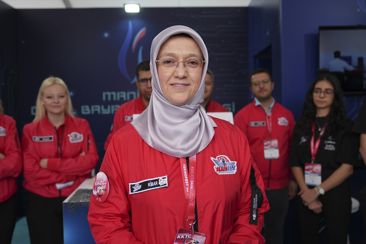 Anadolu Ajansının (AA) global iletişim ortağı olduğu dünyanın en büyük havacılık, uzay ve...