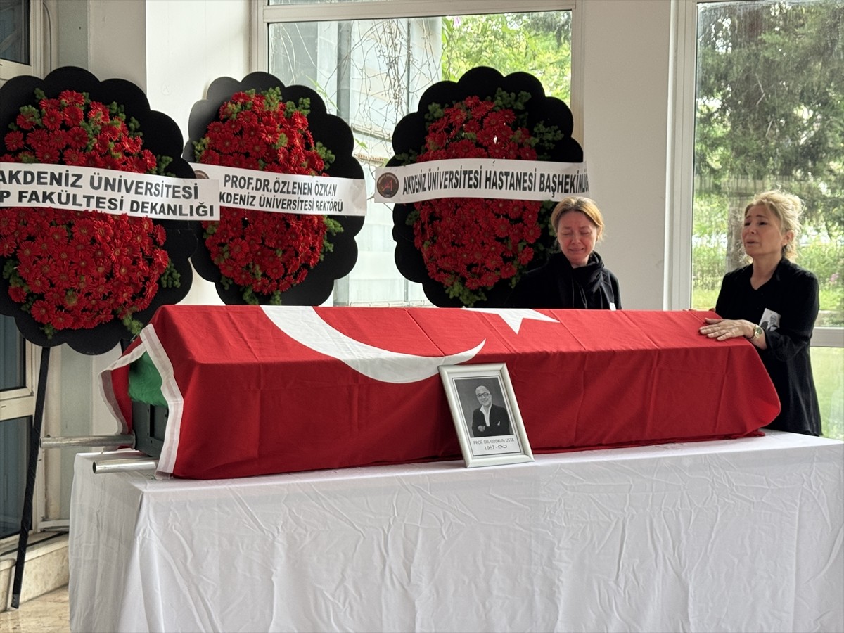 Antalya'da hayatını kaybeden Akdeniz Üniversitesi Tıp Fakültesi Tıbbi Farmakoloji Ana Bilim Dalı...