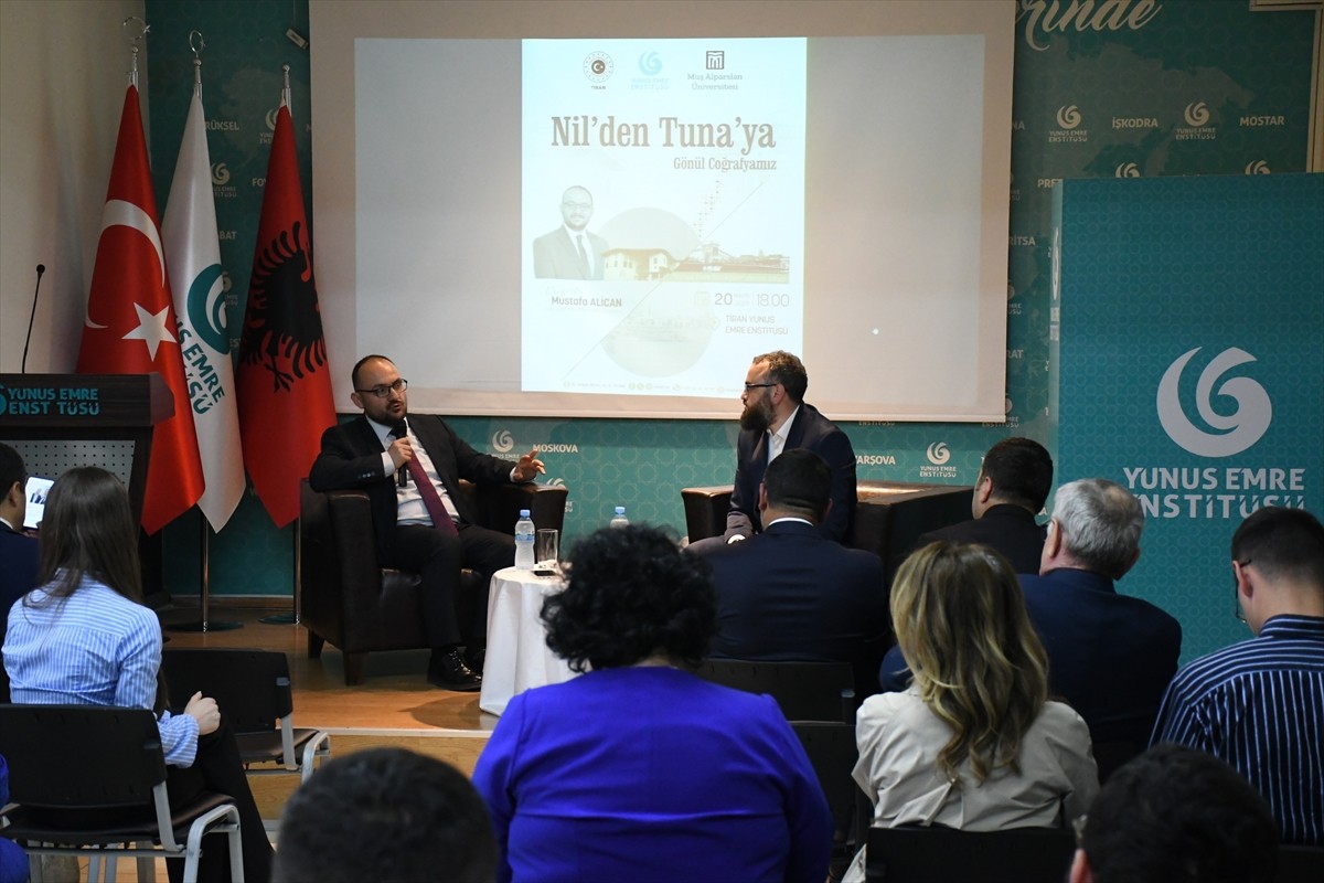 Arnavutluk'un başkenti Tiran'da "Nil'den Tuna'ya gönül coğrafyamız" konulu söyleşi düzenlendi. Muş...