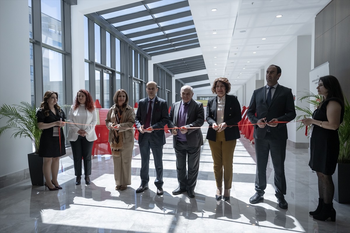 Atatürk Kültür, Dil ve Tarih Yüksek Kurumu Atatürk Araştırma Merkezi (ATAM) Başkanlığı tarafından...