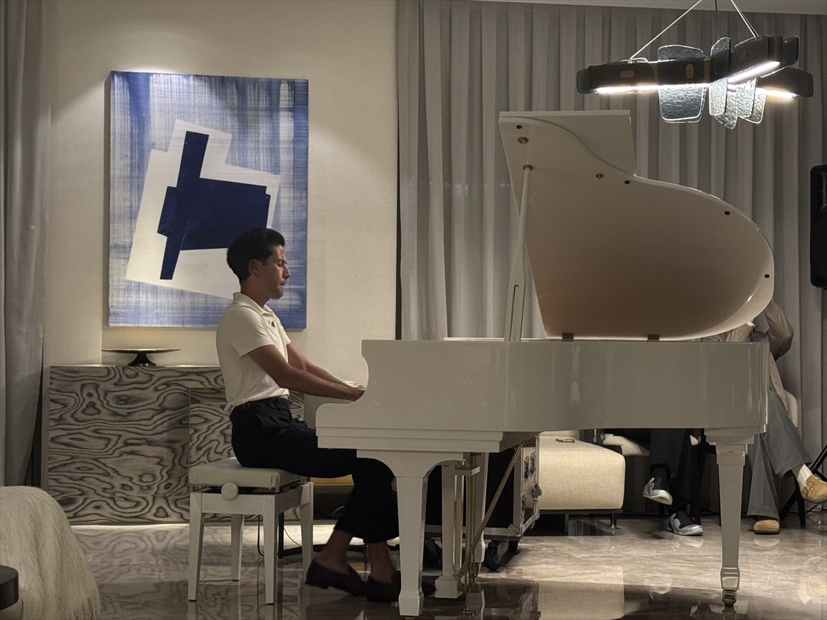 Azerbaycan asıllı Rus piyanist Raid Mammadov, Türkiye'de ilk kez Bayou Villas'da müzikseverlerle...