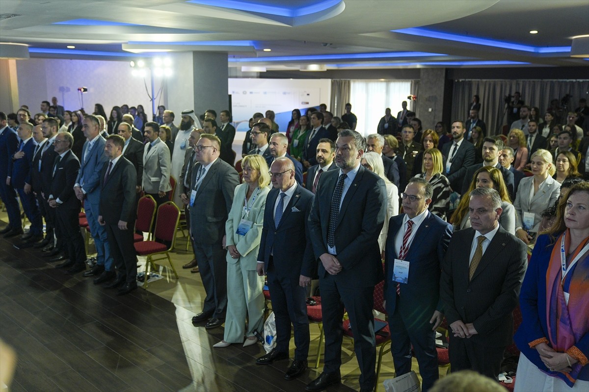 Bosna Hersek'in Mostar şehrinde "Mostar 2025: Gelecek İçin Diyalog Uluslararası Konferansı"...