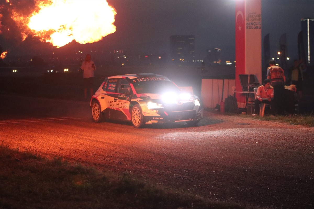 Bursa Otomobil Sporları Spor Kulübü (BOSSEK) tarafından düzenlenen ve Petrol Ofisi Maxima 2025...