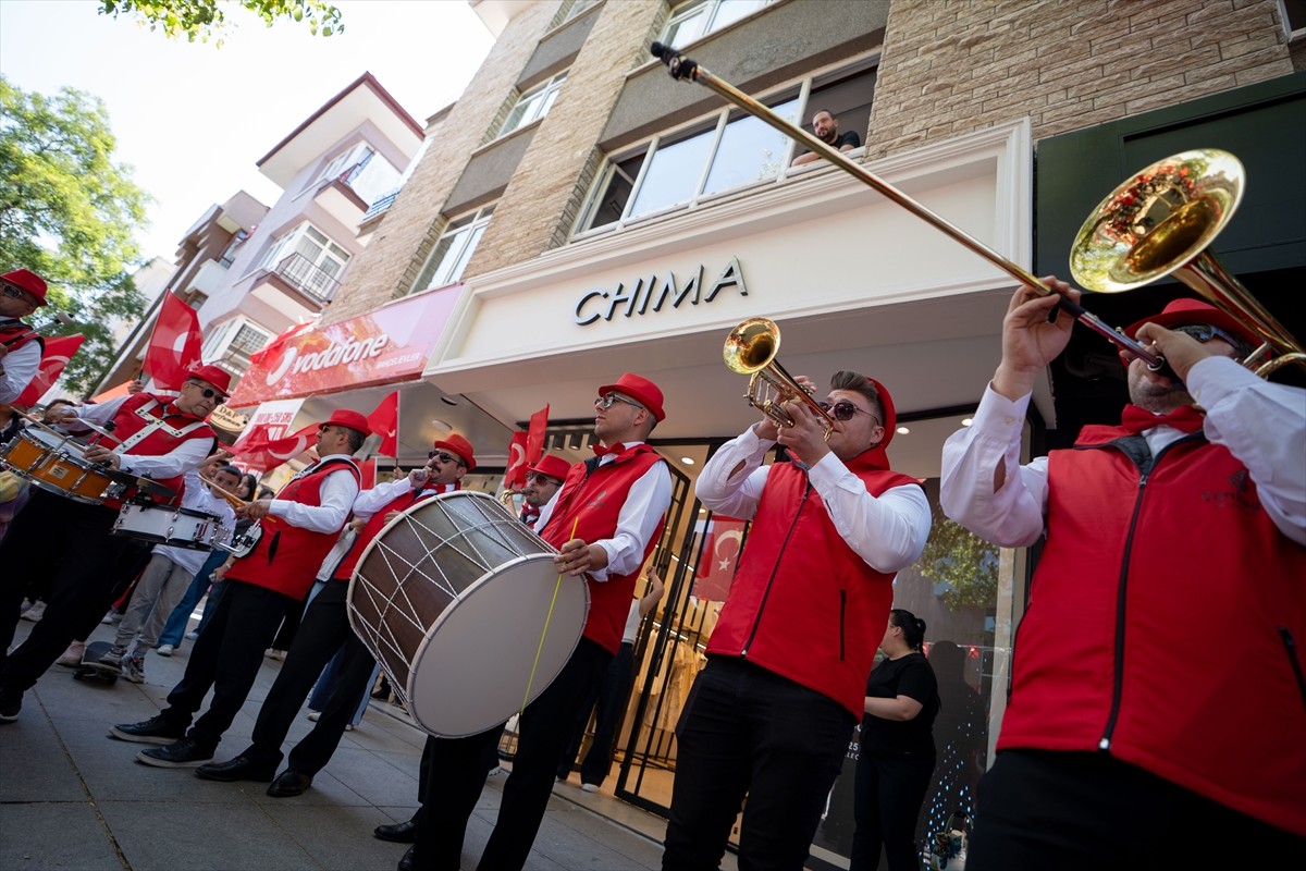 Çankaya Belediyesi Gençlik Bandosu, 19 Mayıs Atatürk'ü Anma, Gençlik ve Spor Bayramı dolayısıyla...
