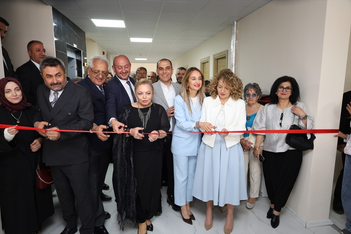 Çankırı'nın Orta ilçesinde Uluslararası Resim Çalıştayı düzenlendi. Belediyenin Kültürevi'ndeki...