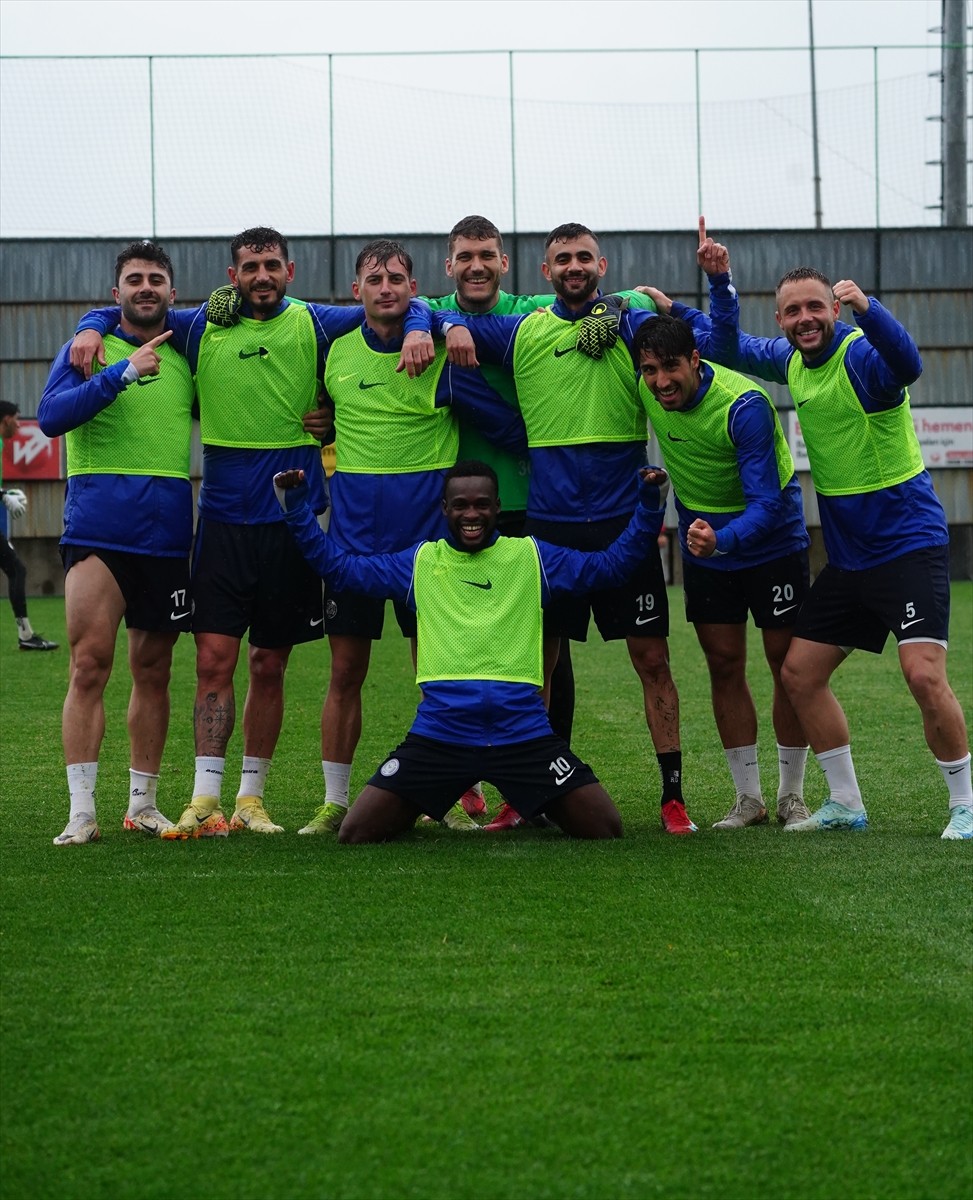 Çaykur Rizespor, Trendyol Süper Lig'in 36. haftasında 18 Mayıs Pazar günü Göztepe ile yapacağı...