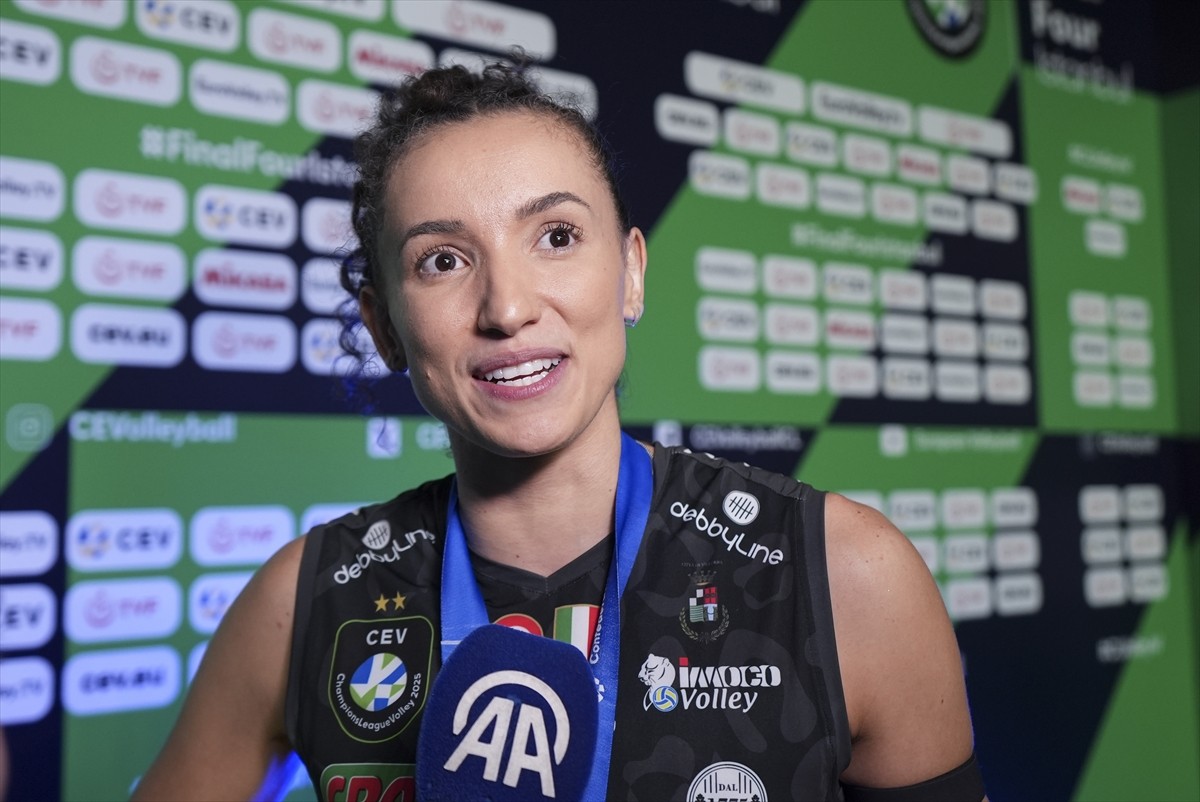 CEV Kadınlar Şampiyonlar Ligi Dörtlü Final organizasyonu final maçında, A. Carraro Imoco ile...