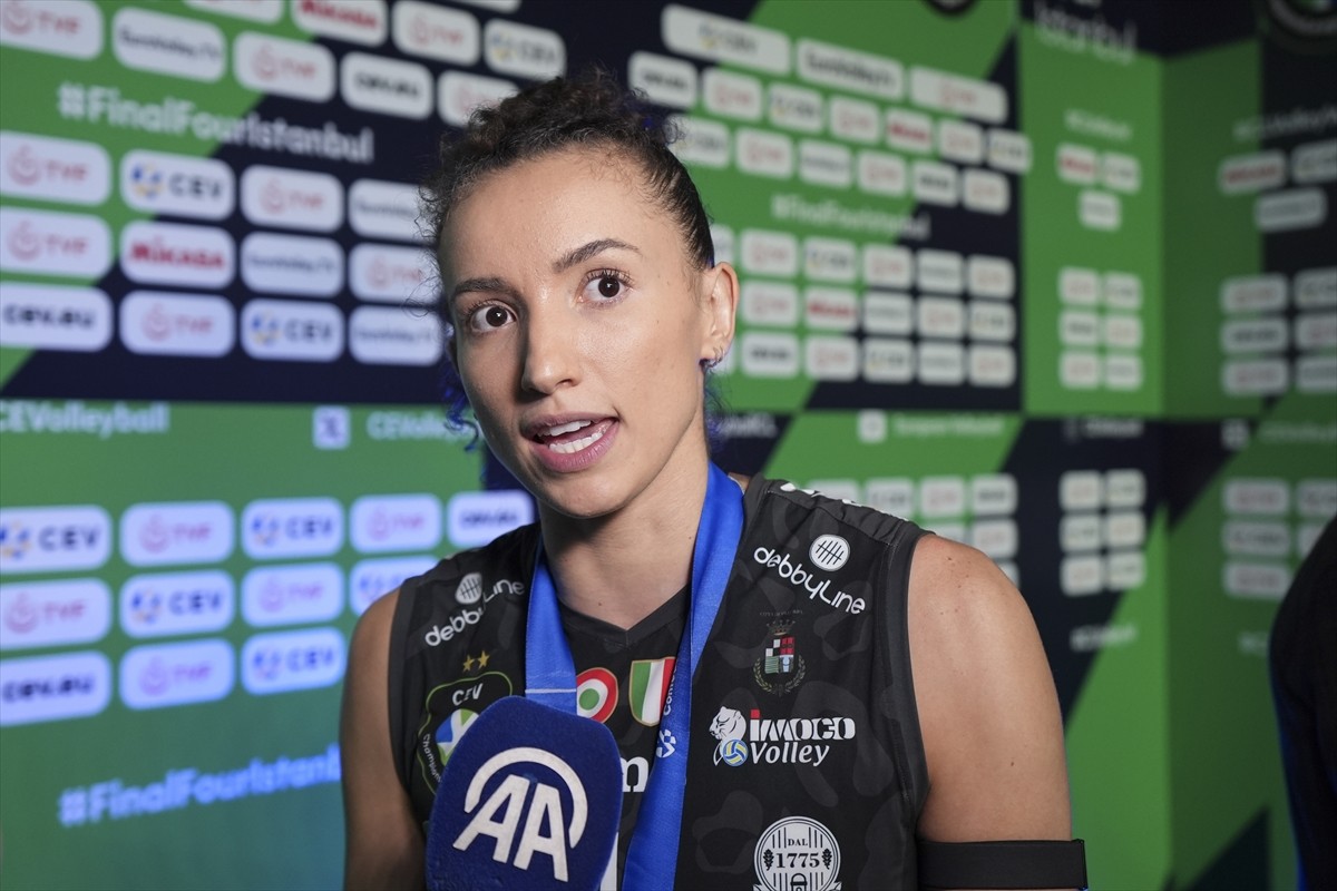 CEV Kadınlar Şampiyonlar Ligi Dörtlü Final organizasyonu final maçında, A. Carraro Imoco ile...