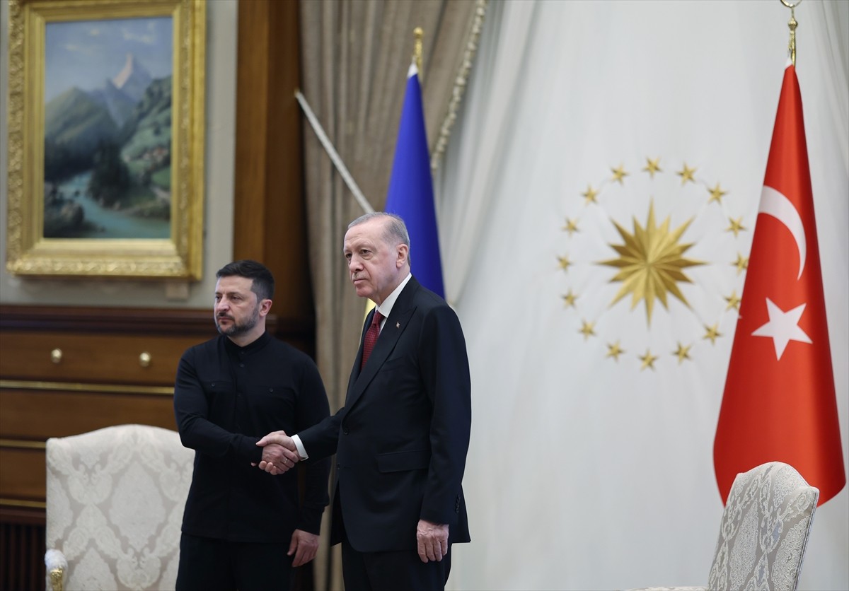 Cumhurbaşkanı Recep Tayyip Erdoğan, Ukrayna Devlet Başkanı Volodimir Zelenskiy ile...