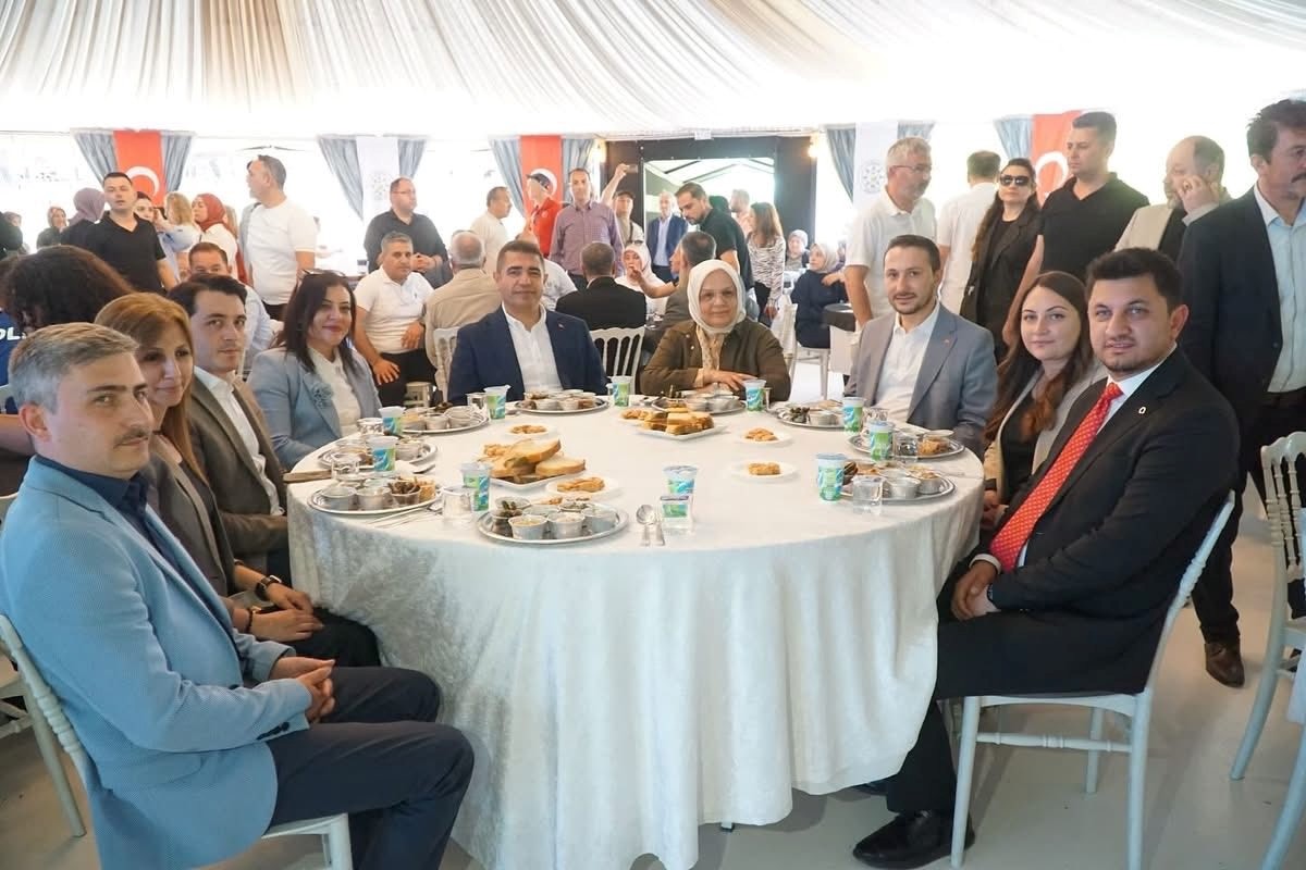 Düzce'nin Yığılca ilçesinde Türk Mutfağı Haftası dolayısıyla yöresel lezzet şöleni düzenlendi....