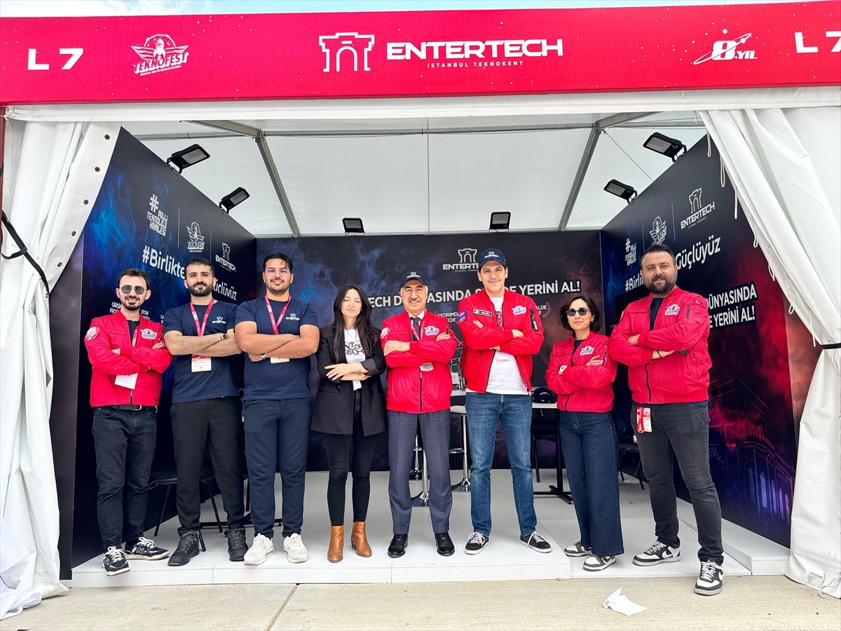 Entertech İstanbul Teknokent, Kuzey Kıbrıs Türk Cumhuriyeti'nde (KKTC) düzenlenen TEKNOFEST'teki...
