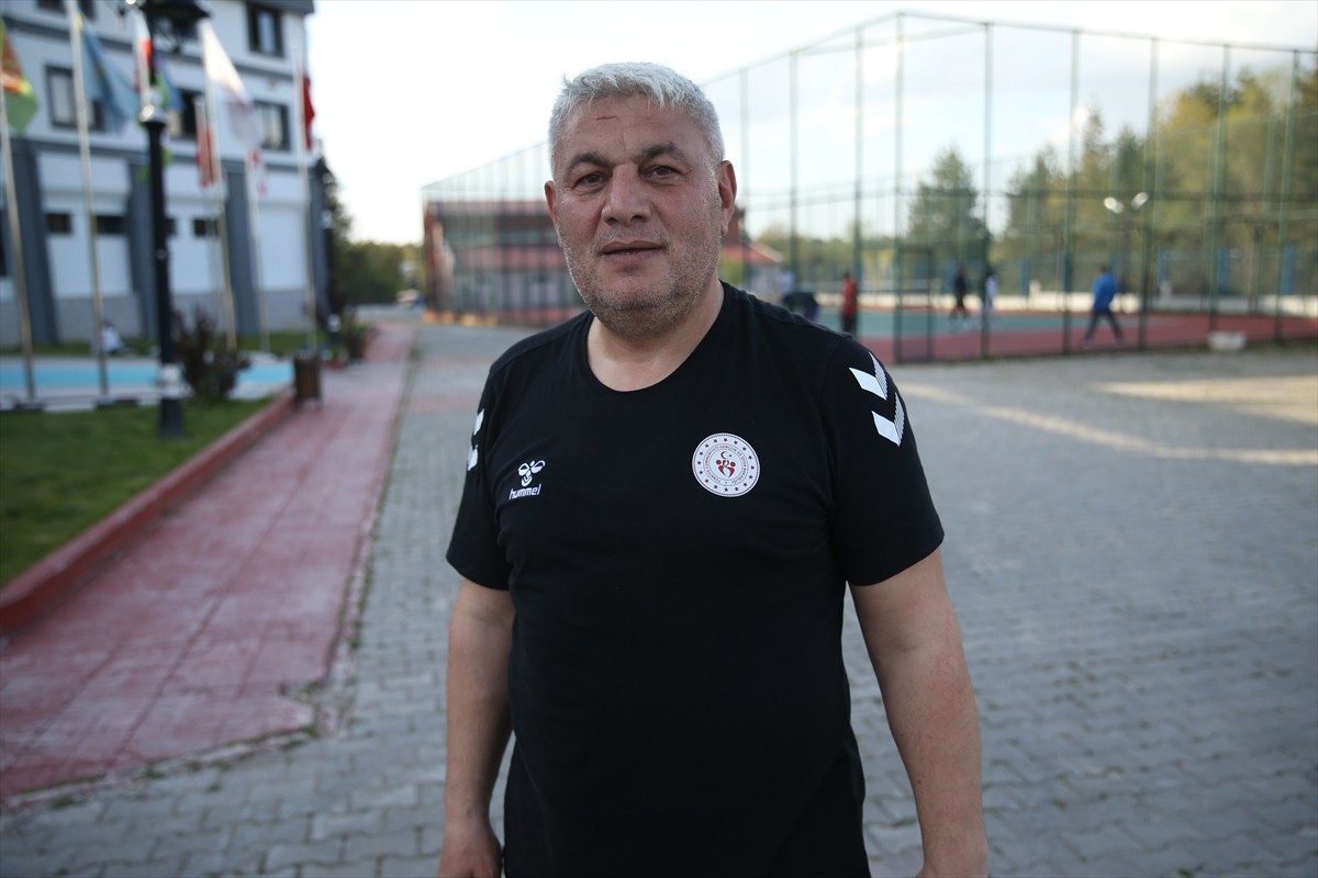 Erkek Boks Milli Takımı, Polonya'da düzenlenecek 2025 Feliks Stamm Dünya Boks Kupası'nda 10...