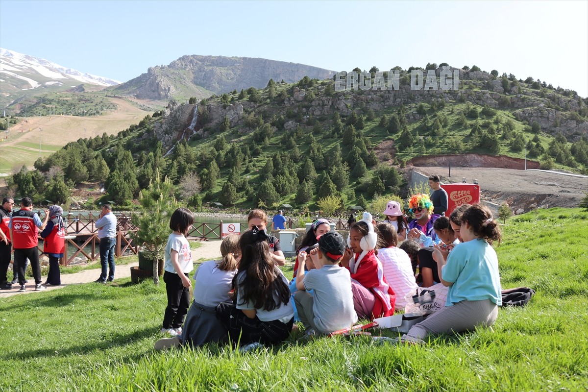 Erzincan’da, aile bağlarını güçlendirmek ve dijital bağımlılığı azaltmak için "Dijital Detoks...
