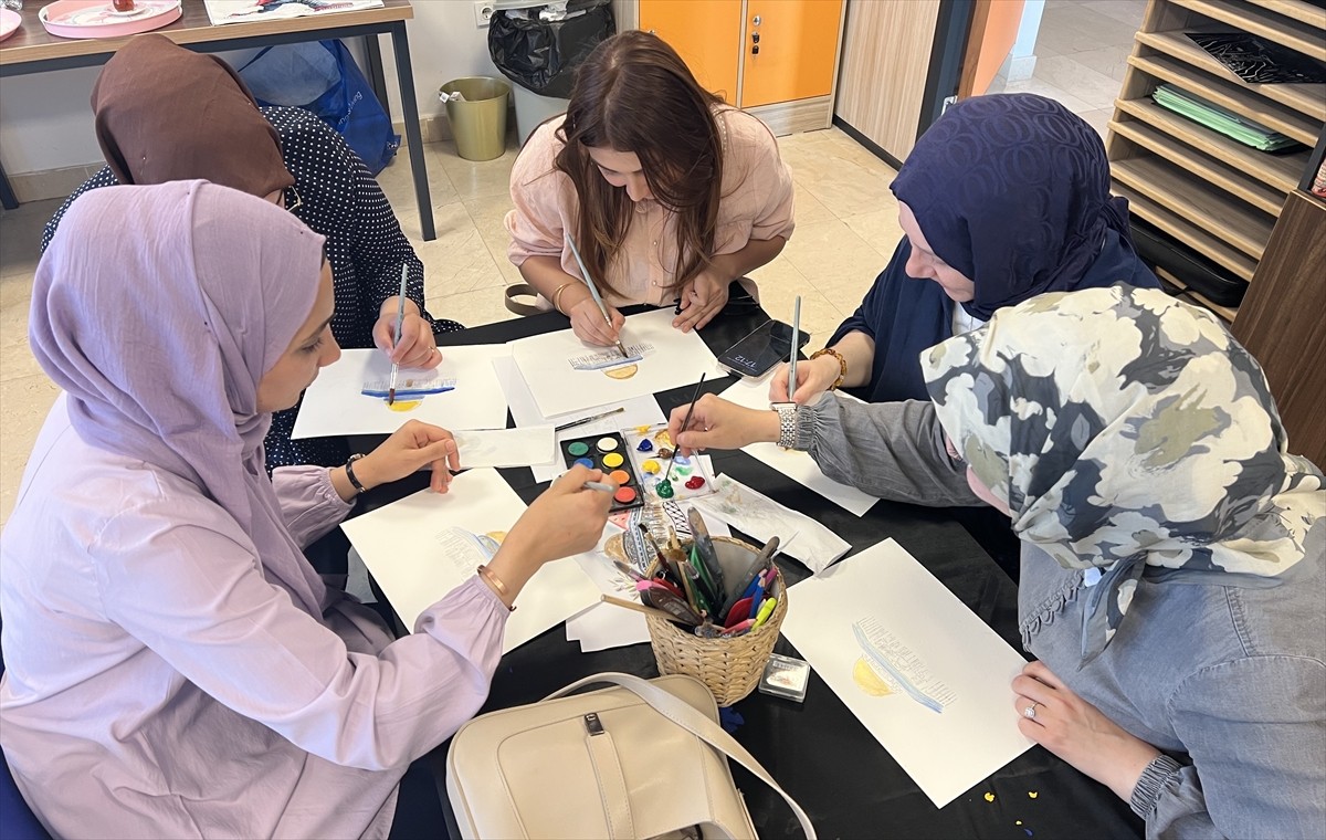 Eyüpsultan ÖNDER İmam Hatipliler Derneğince (ESÖNDER) "Renklerin ardında Gazze" temasıyla...