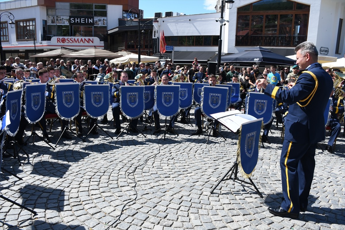 Hava Kuvvetleri Komutanlığı Bandosu, 19 Mayıs Atatürk'ü Anma, Gençlik ve Spor Bayramı dolayısıyla...