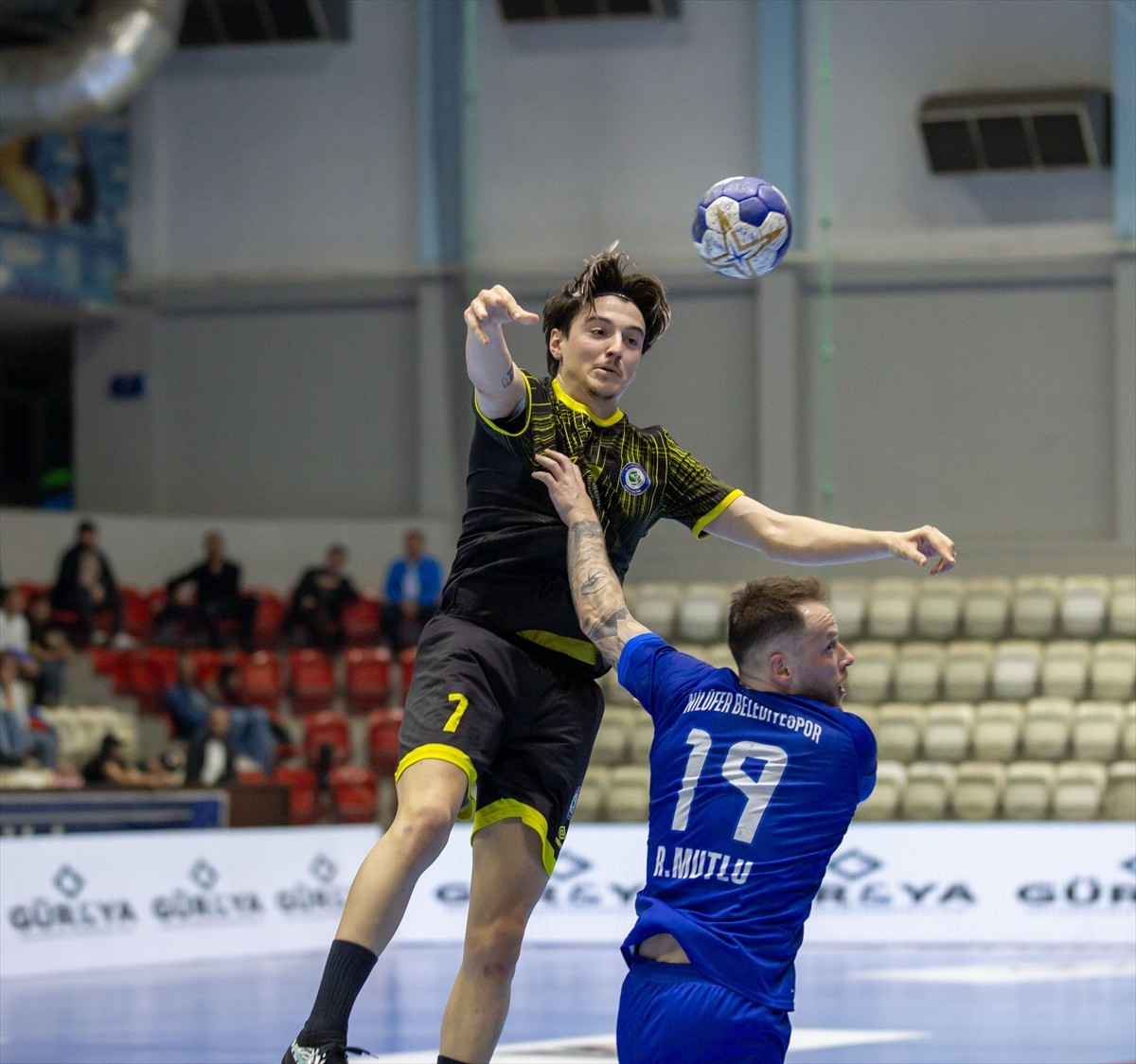 HDI Sigorta Kadınlar Türkiye Kupası yarı final ilk müsabakasında İzmir Büyükşehir Belediyesi...