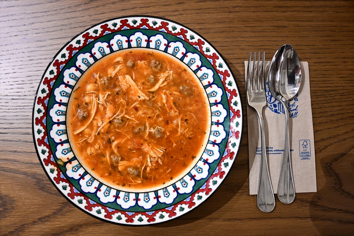 Her yıl milyonlarca turistin geldiği Antalya Havalimanı'nın dış hatlar terminalinde "Türk Mutfağı...