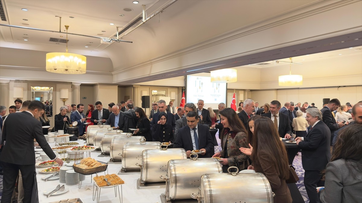 Hırvatistan'ın başkenti Zagreb'de "Türk Mutfağı Haftası" etkinliği düzenlendi. Programda Şef Aydın...