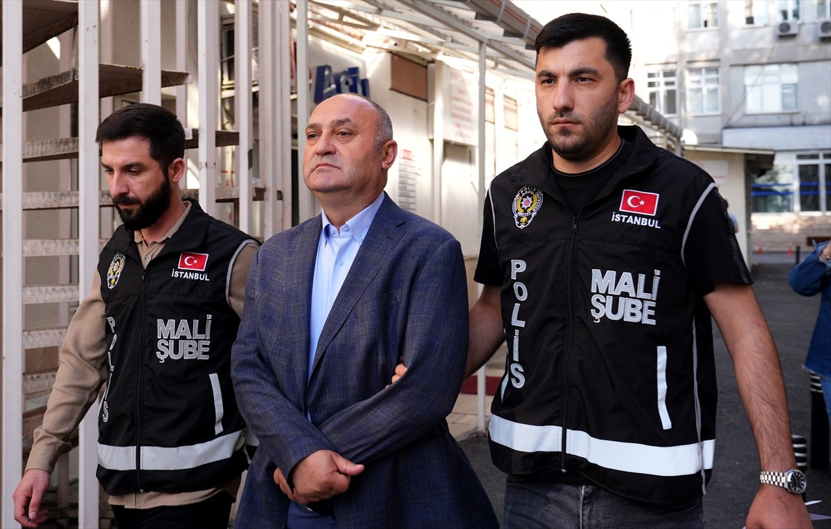 İBB'ye yönelik yolsuzluk soruşturmasında, KİPTAŞ, İSTAÇ ve Yol Bakım Daire Başkanlığında...