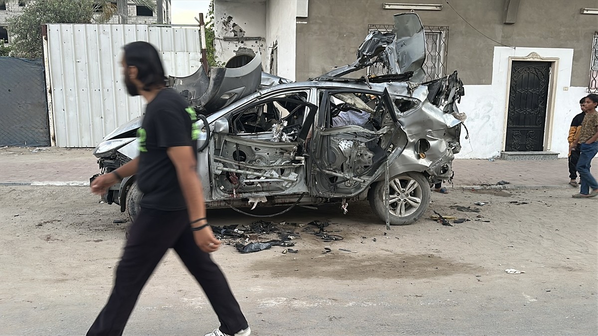İsrail ordusunun, Gazze Şeridi'nin orta kesimindeki En-Nefak Caddesi’nde, İHH İnsani Yardım...