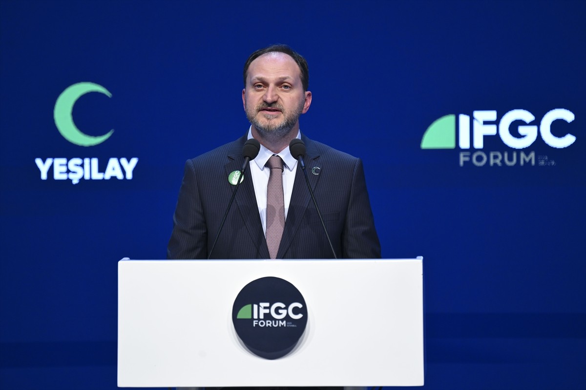 İstanbul'da "Uluslararası Yeşilay Federasyonu Forumu" düzenlendi. Atatürk Kültür Merkezi'nde...