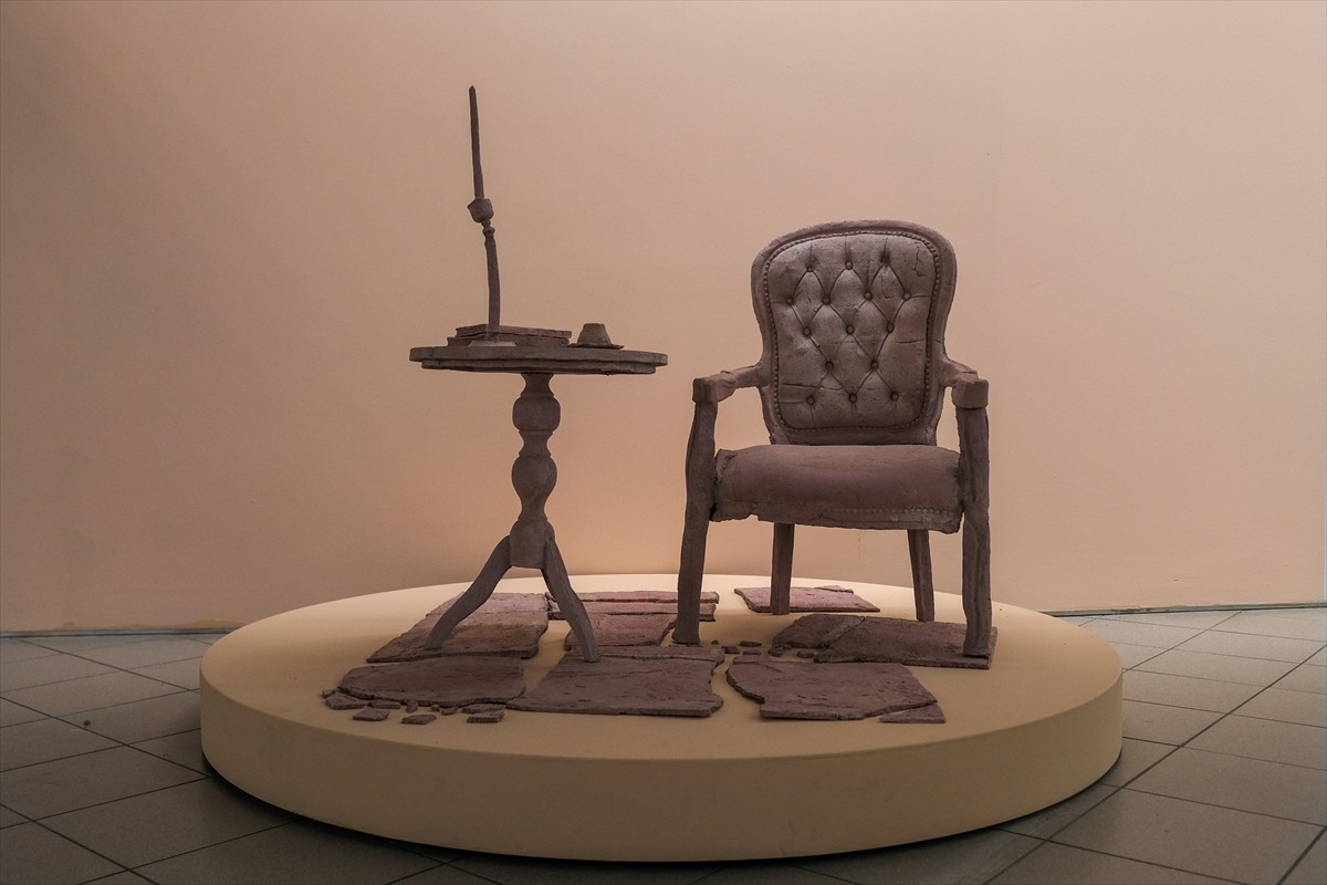 İstanbul Rotary Sanat Fonu desteğiyle hazırlanan "Hatırlama Biçimleri" sergisi, Elgiz Müzesi'nde...