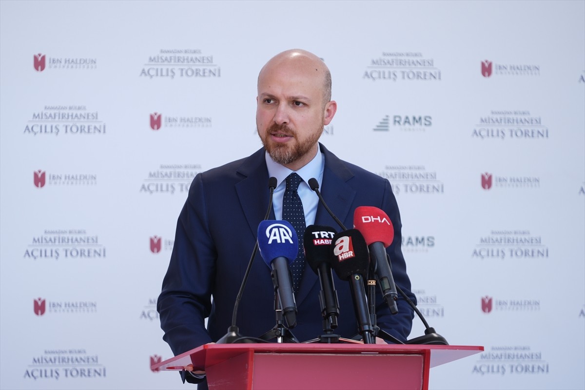 İstanbul Valisi Davut Gül, İbn Haldun Üniversitesi (İHÜ) Ramazan Bülbül Misafirhanesi'nin açılış...