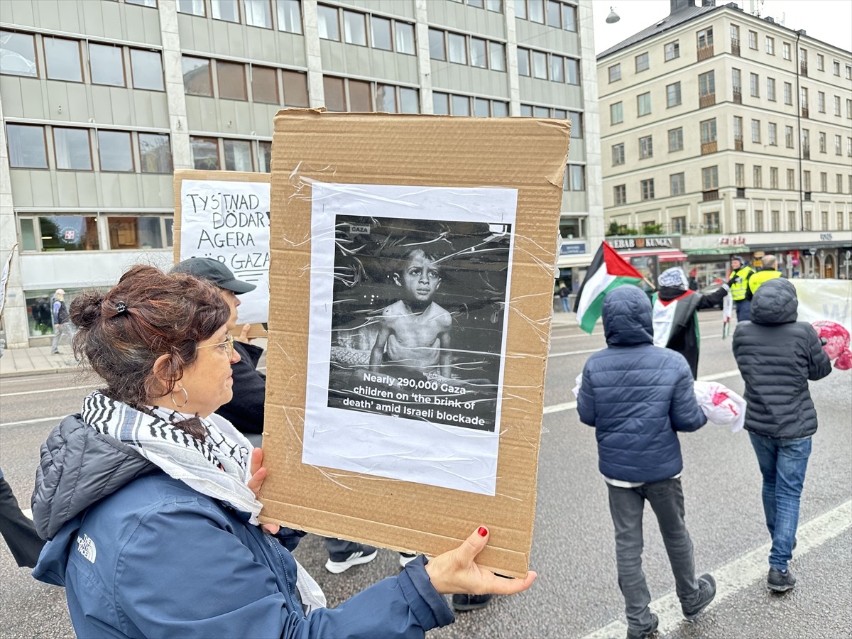İsveç’in başkenti Stockholm’de, Filistinlilerin “Büyük Felaket” (Nekbe) olarak andığı 15 Mayıs...
