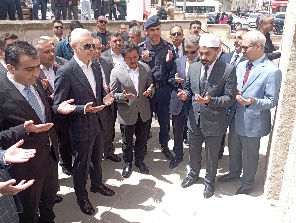 Karaman'da, Karamanoğlu Mehmet Bey'in fermanıyla 13 Mayıs 1277'de Türkçenin resmi dil olarak kabul...