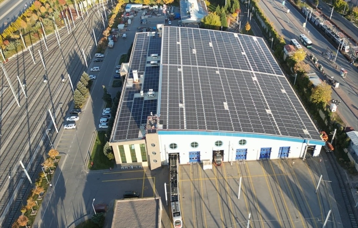  Kayseri'de toplu ulaşımda kullanılan elektriğin yüzde 40'ının temiz enerjiden karşılandığı...