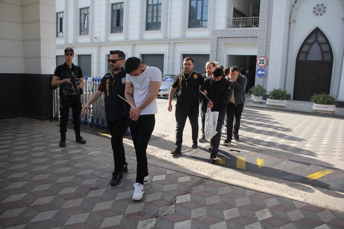 Kocaeli merkezli 28 ilde düzenlenen "araç kiralama" dolandırıcılığı operasyonunda 101 şüpheli...