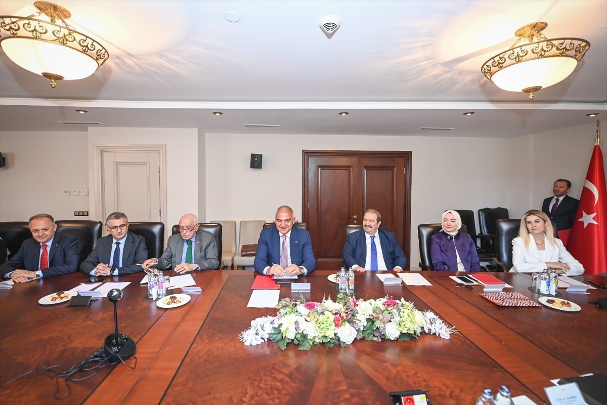 Kültür ve Turizm Bakanı Mehmet Nuri Ersoy, Cumhurbaşkanlığı Kültür ve Sanat Politikaları Kurulu...