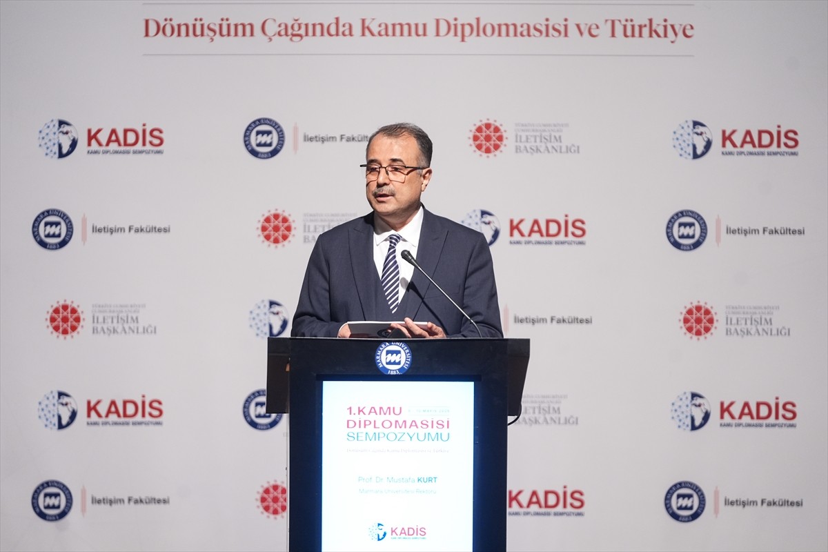 Marmara Üniversitesi Rektörü Prof. Dr. Mustafa Kurt, Marmara Üniversitesi İletişim Fakültesi...