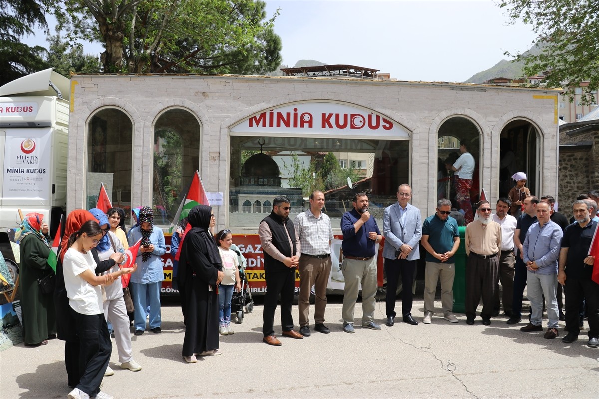 Mescid-i Aksa maketinin yer aldığı Minia Kudüs Tırı'nın 40. durağı Amasya oldu. Daha önce 39 kente...