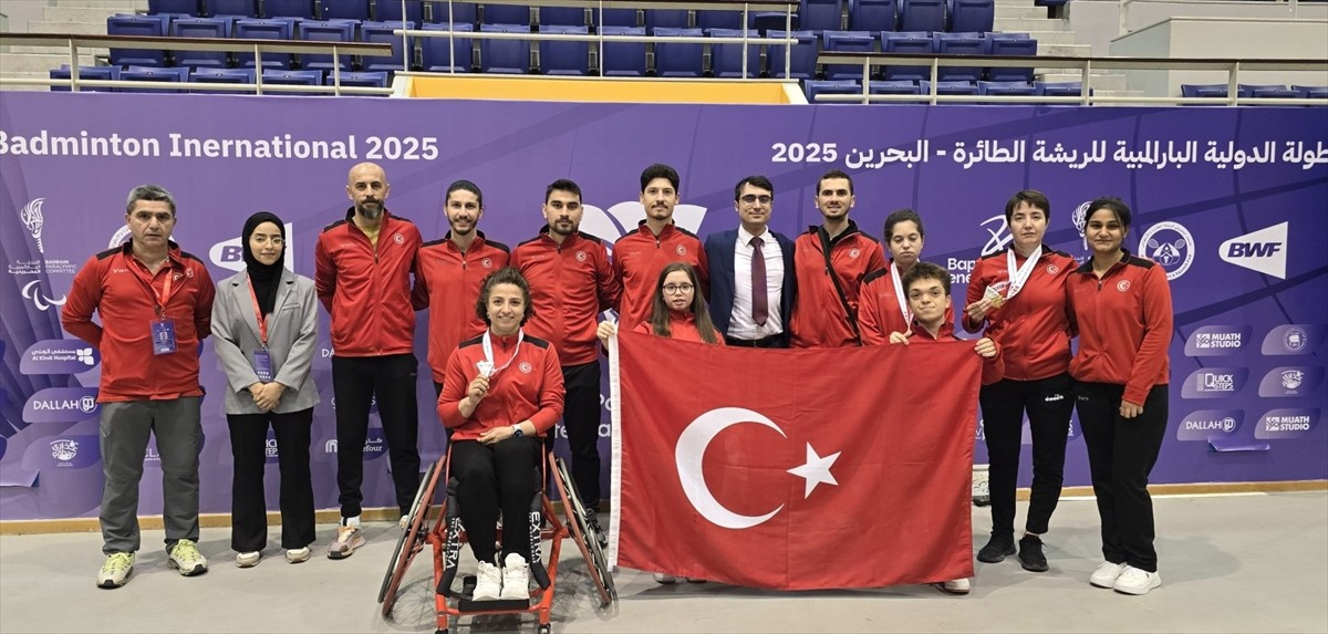 Milli para badmintoncular, Uluslararası Bahreyn Turnuvası'nda 5 madalya elde etti.