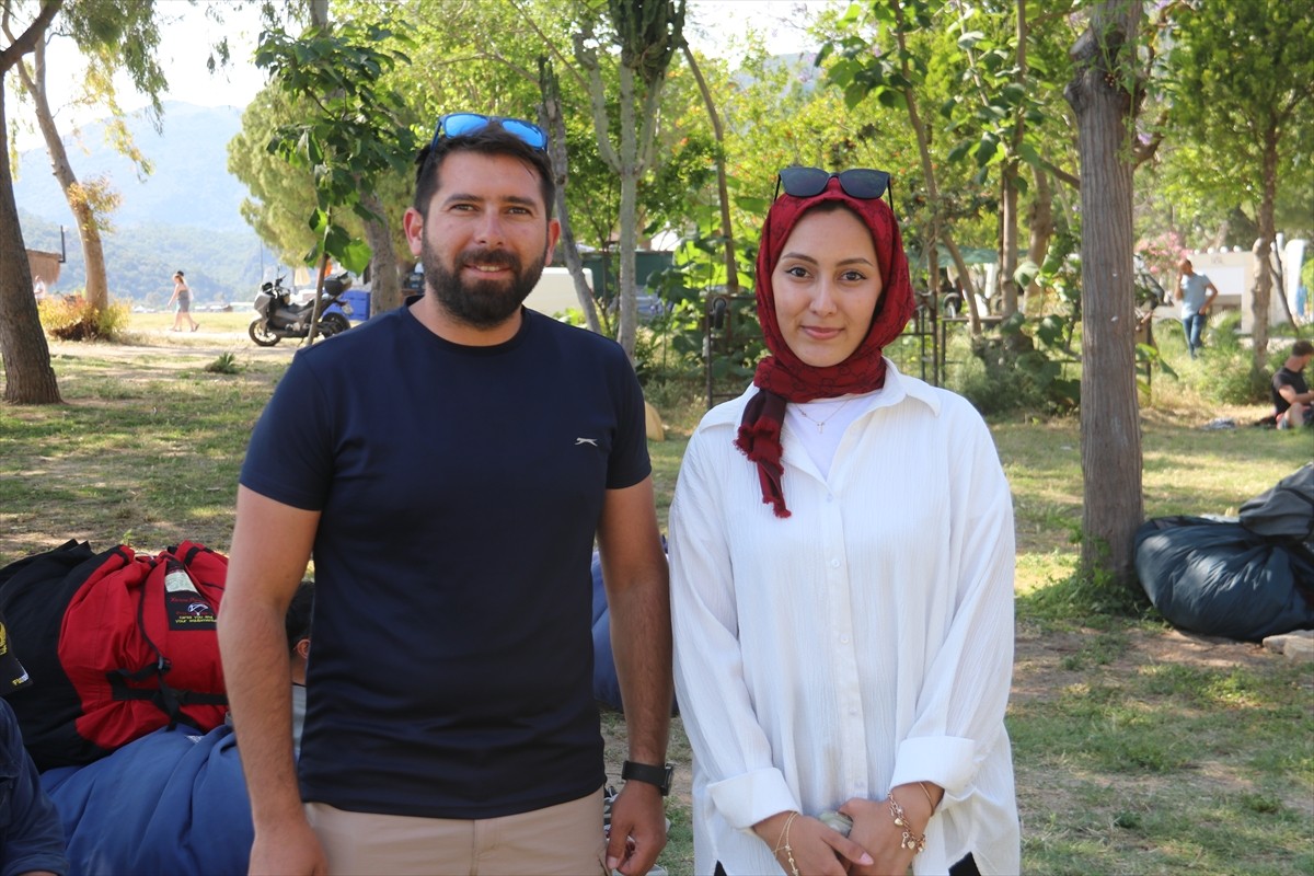 Muğla'nın Fethiye ilçesinde 19 Mayıs Atatürk'ü Anma, Gençlik ve Spor Bayramı dolayısıyla 22...