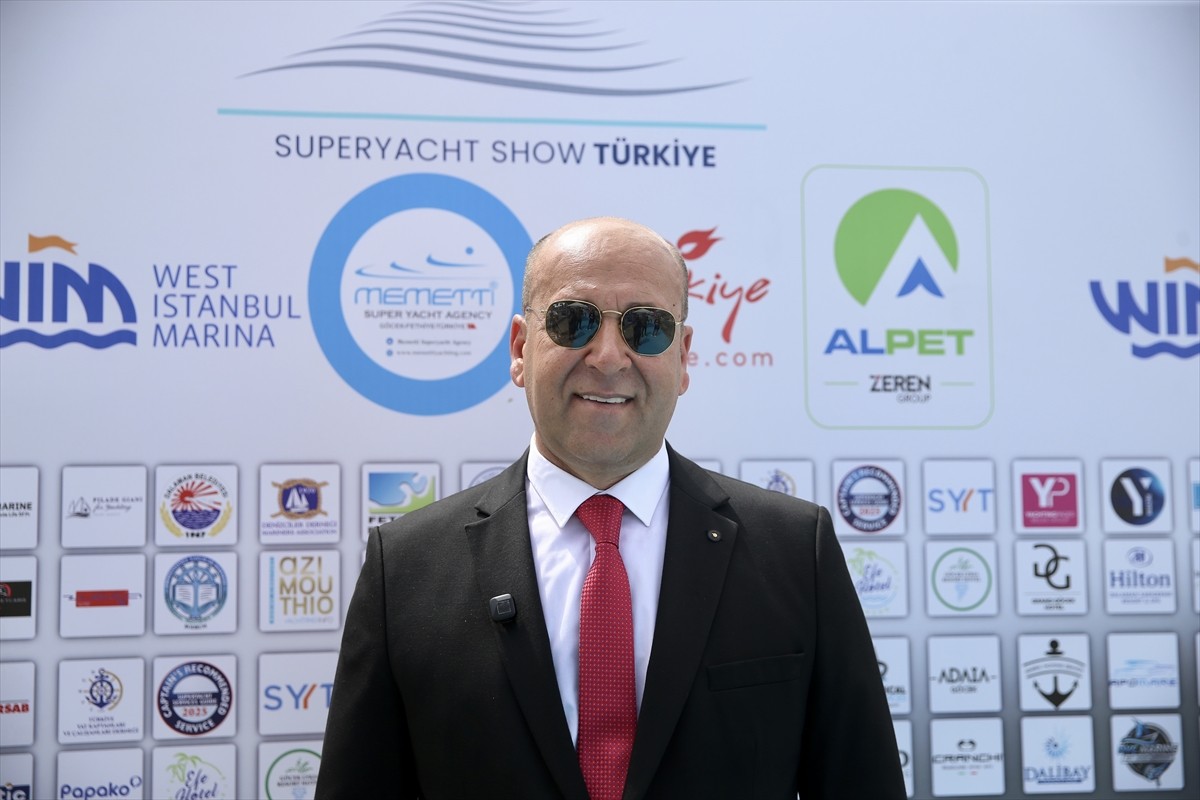 Muğla'nın Fethiye ilçesinde "Superyacht Show Türkiye" etkinliği başladı. Superyacht Show Türkiye...