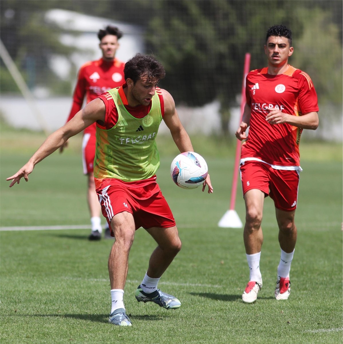 Onvo Antalyaspor, Trendyol Süper Lig'in 35. haftasında Bellona Kayserispor ile deplasmanda...