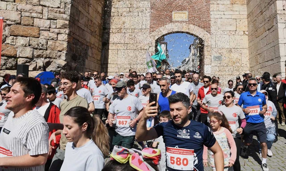 Osman Gazi'yi Anma ve Bursa'nın Fethi Şenlikleri kapsamında düzenlenen 17. Uluslararası Tarihi...