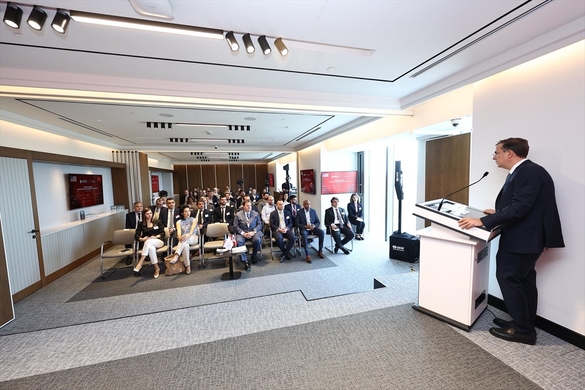 "Türkiye-Denver İş ve Yatırım Diyaloğu" toplantısı, DEİK Türkiye-ABD İş Konseyi Başkanı Murat...