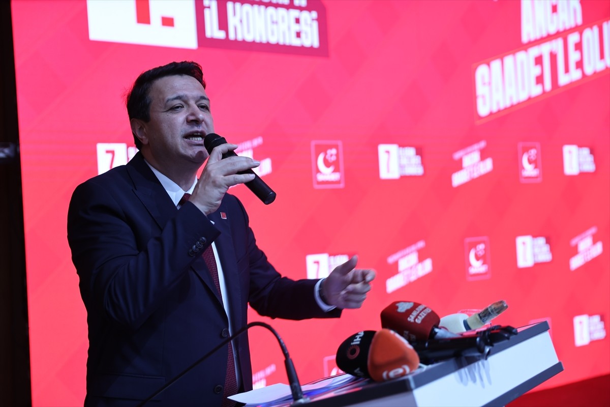 Saadet Partisi Genel Başkanı Mahmut Arıkan, GAP Tarımsal Araştırma Enstütüsü Eğitim Merkezi...