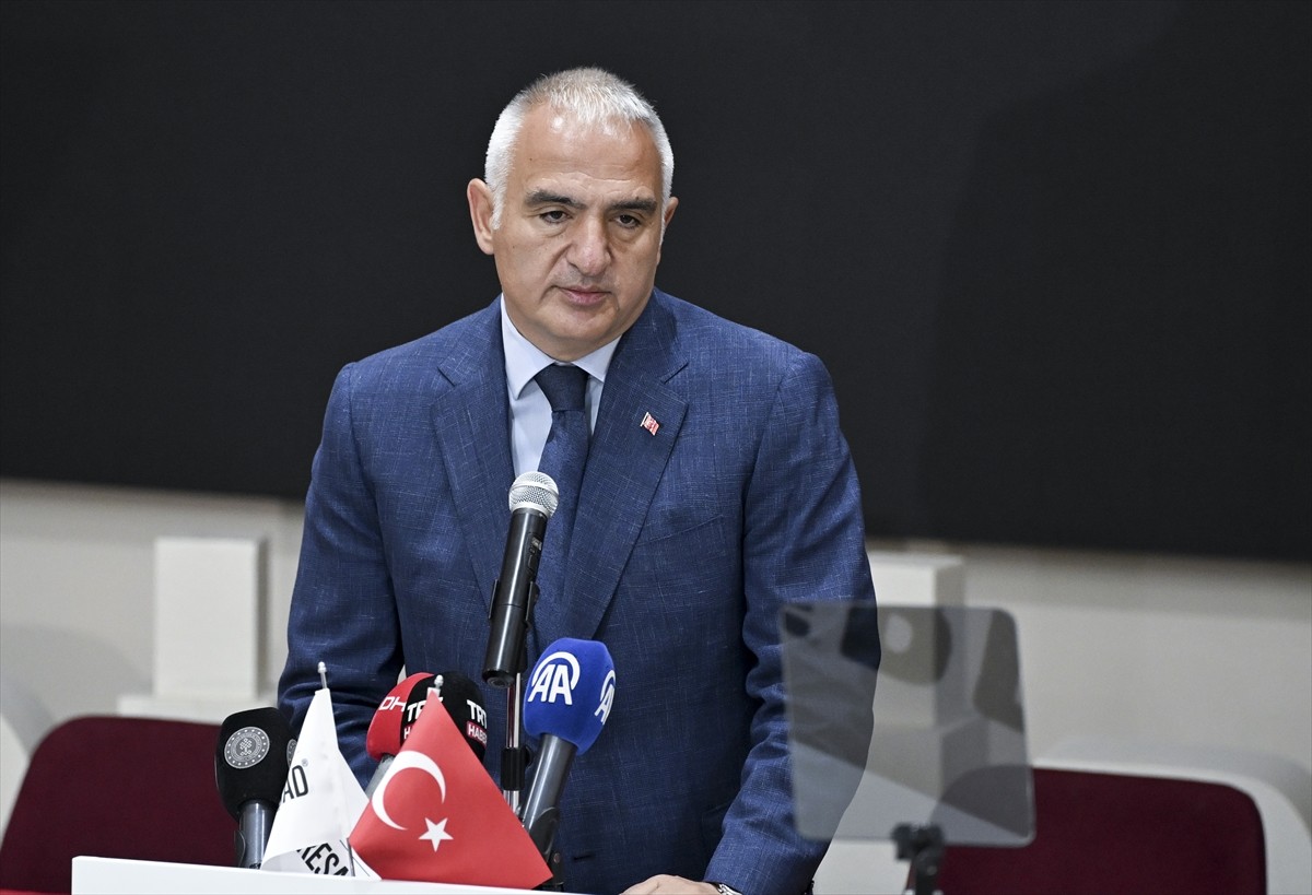 Şair, düşünür ve fikir adamı Sezai Karakoç'un doğumunun 92'nci yılı dolayısıyla Kültür ve Turizm...